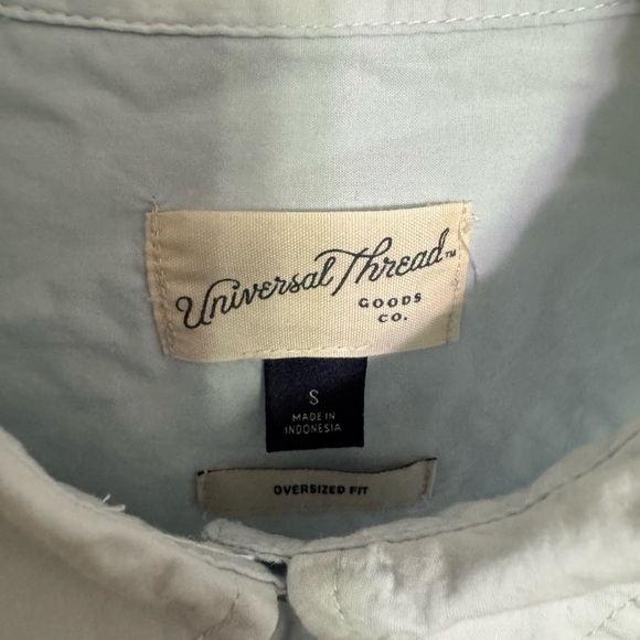 Universal Thread Chambray button up - Picture 3 of 3
